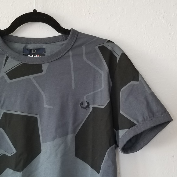 Fred Perry Other - Fred Perry Gray/Black Camo Ringer T-Shirt Med NWT